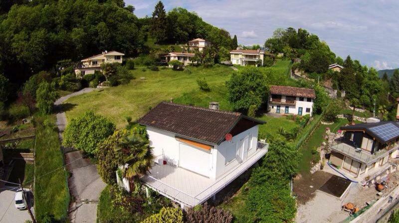 Bellavista Villa Brezzo Exterior photo